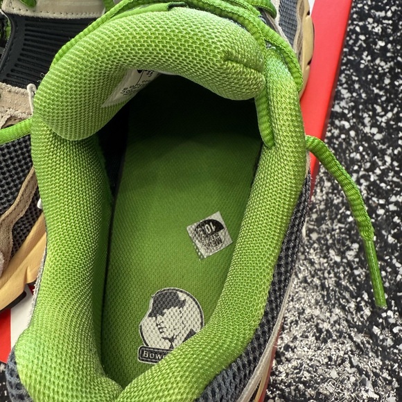 Nike Vomero 5 Men's Sneakers Size 10.5 Pale Ivory/ Smoke Grey - Picture 7 of 13